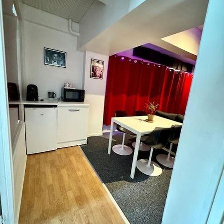 Experience Cinema Immersif Dans Appartement Renove Pres De Montmartre Parijs Buitenkant foto