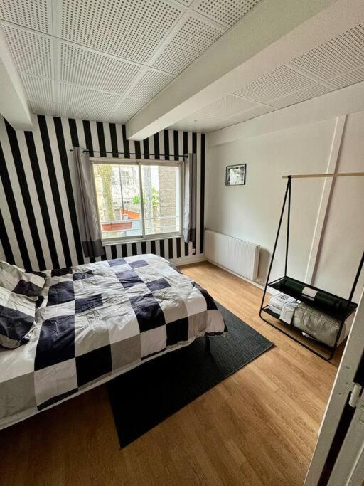 Experience Cinema Immersif Dans Appartement Renove Pres De Montmartre Parijs Buitenkant foto