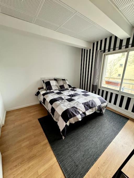 Experience Cinema Immersif Dans Appartement Renove Pres De Montmartre Parijs Buitenkant foto