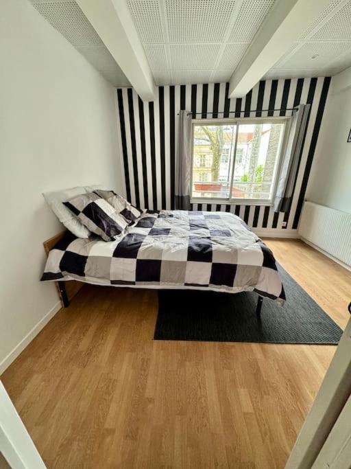 Experience Cinema Immersif Dans Appartement Renove Pres De Montmartre Parijs Buitenkant foto